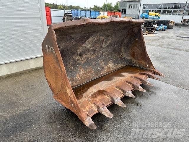 Liebherr LR 632 Benne