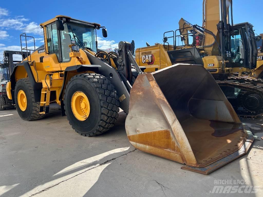 Volvo L180H Pale gommate