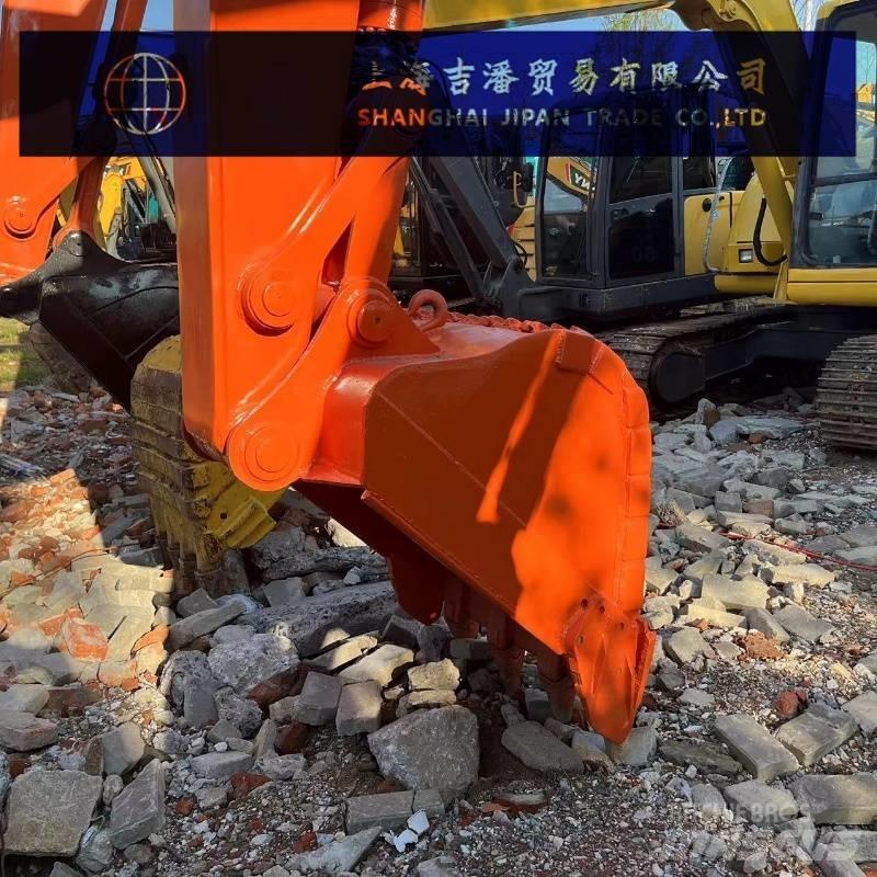 Hitachi ZX 135 Escavatori cingolati