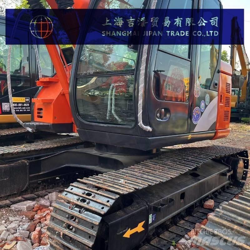 Hitachi ZX 135 Escavatori cingolati