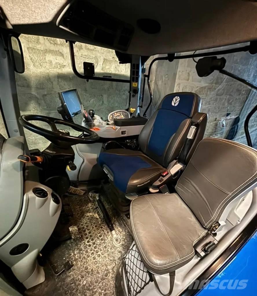 New Holland T 7.225 Trattori