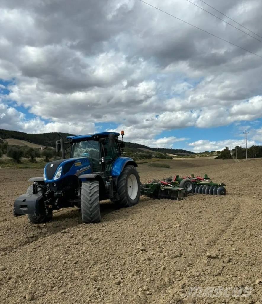 New Holland T 7.225 Trattori