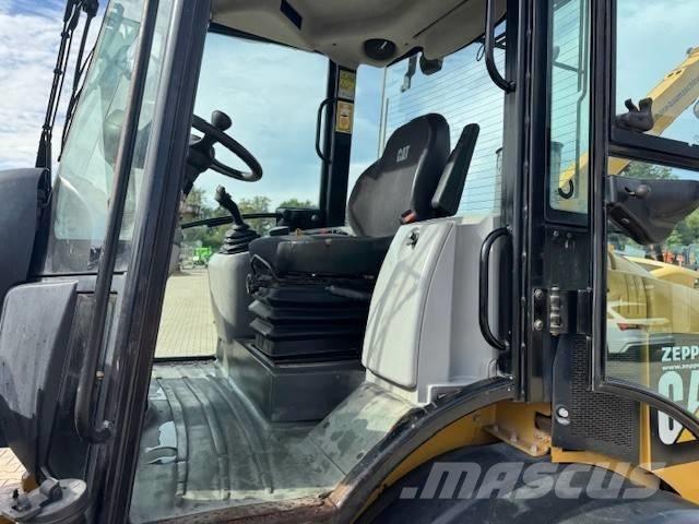 CAT 908 H Pale gommate