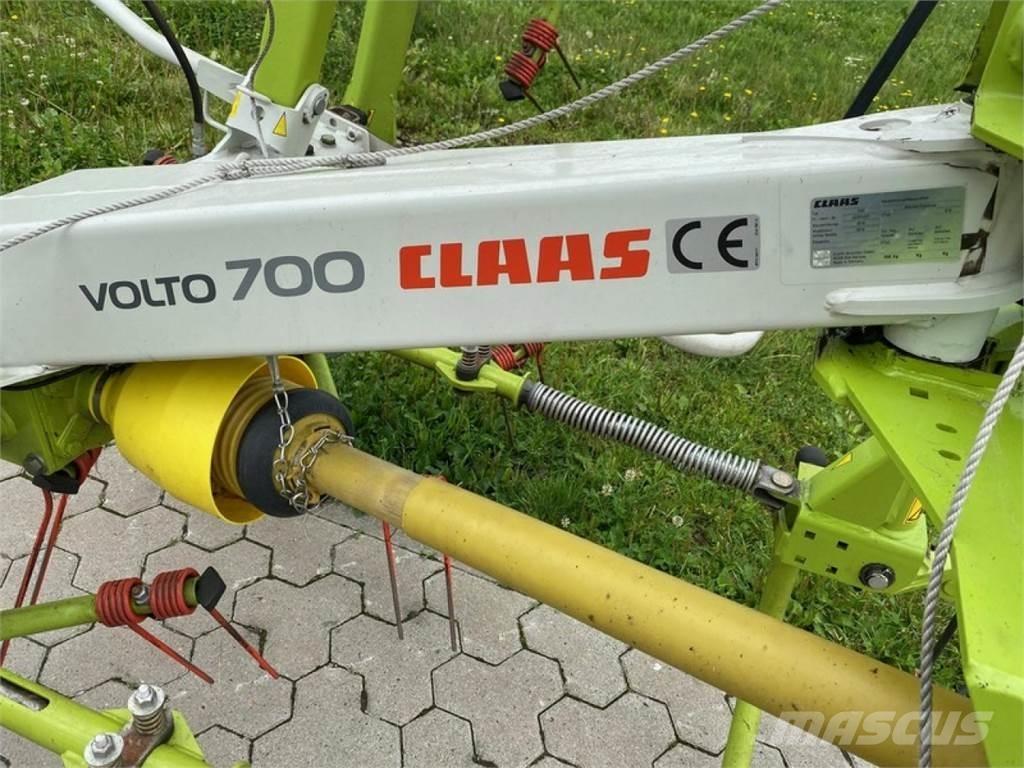 CLAAS VOLTO 700 Ranghinatori