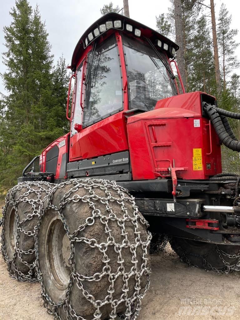 Komatsu 895 Forwarder
