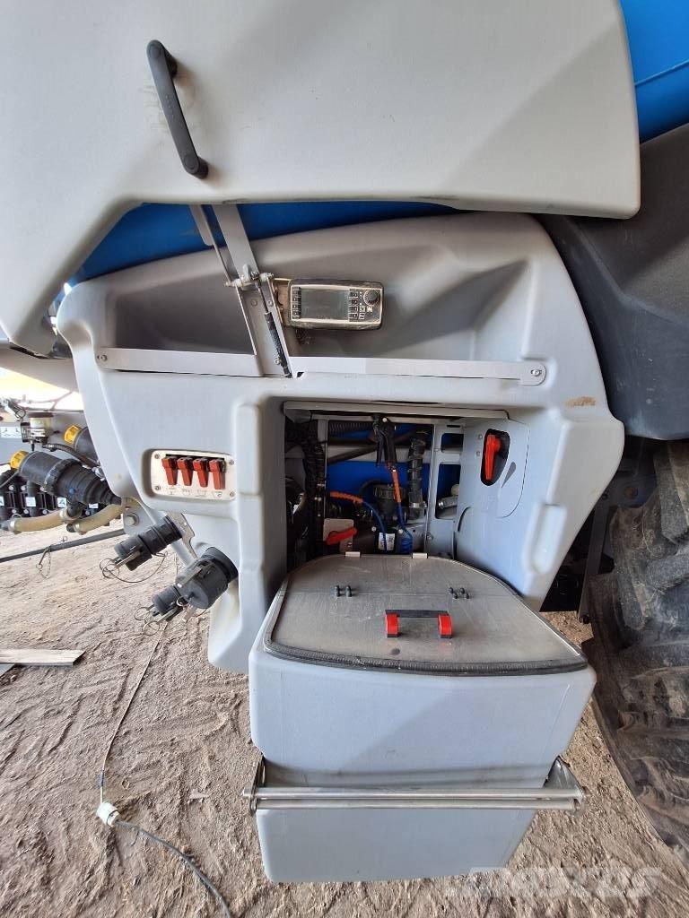 Lemken Vega 12/4000 Irroratrici trainate