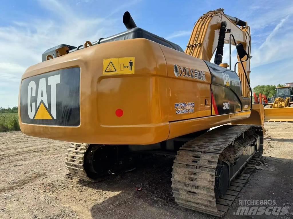 CAT 330 D2 Escavatori medi 7t - 12t
