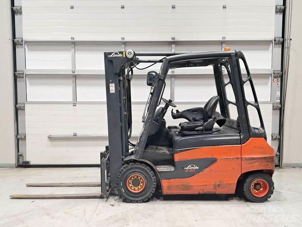 Linde E30-01 Carrelli elevatori elettrici