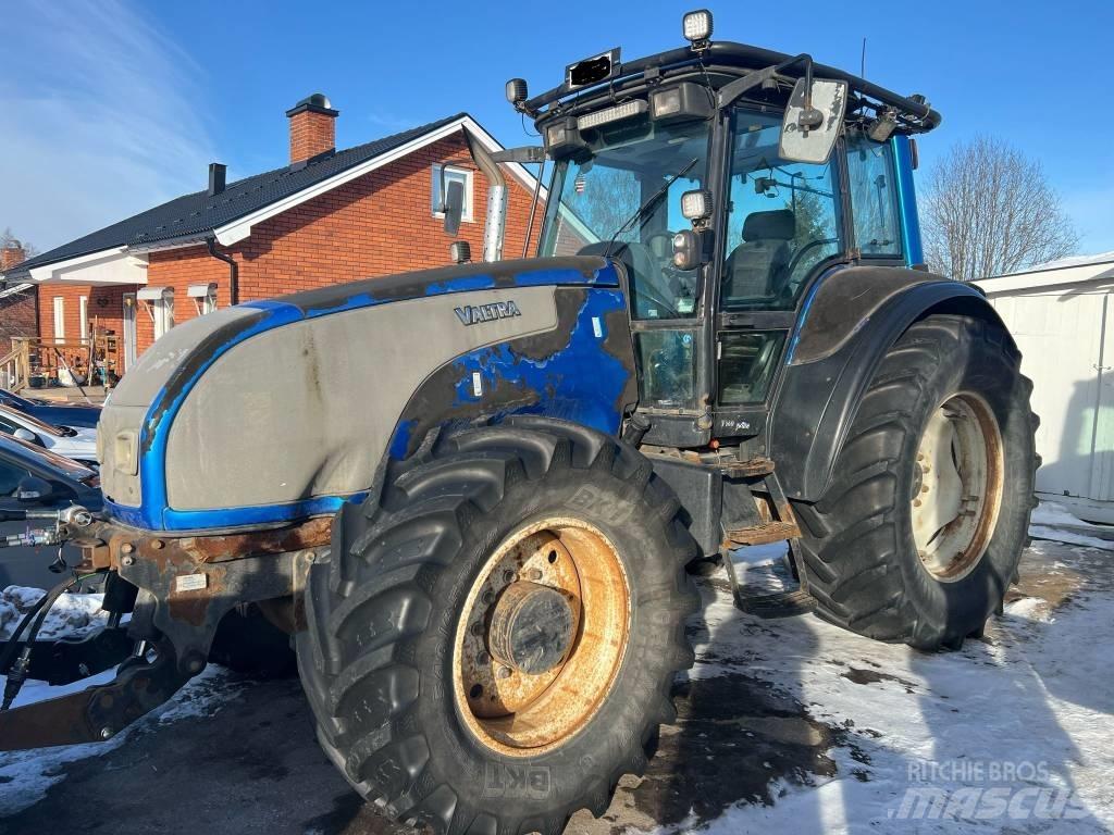 Valtra T 160 Trattori