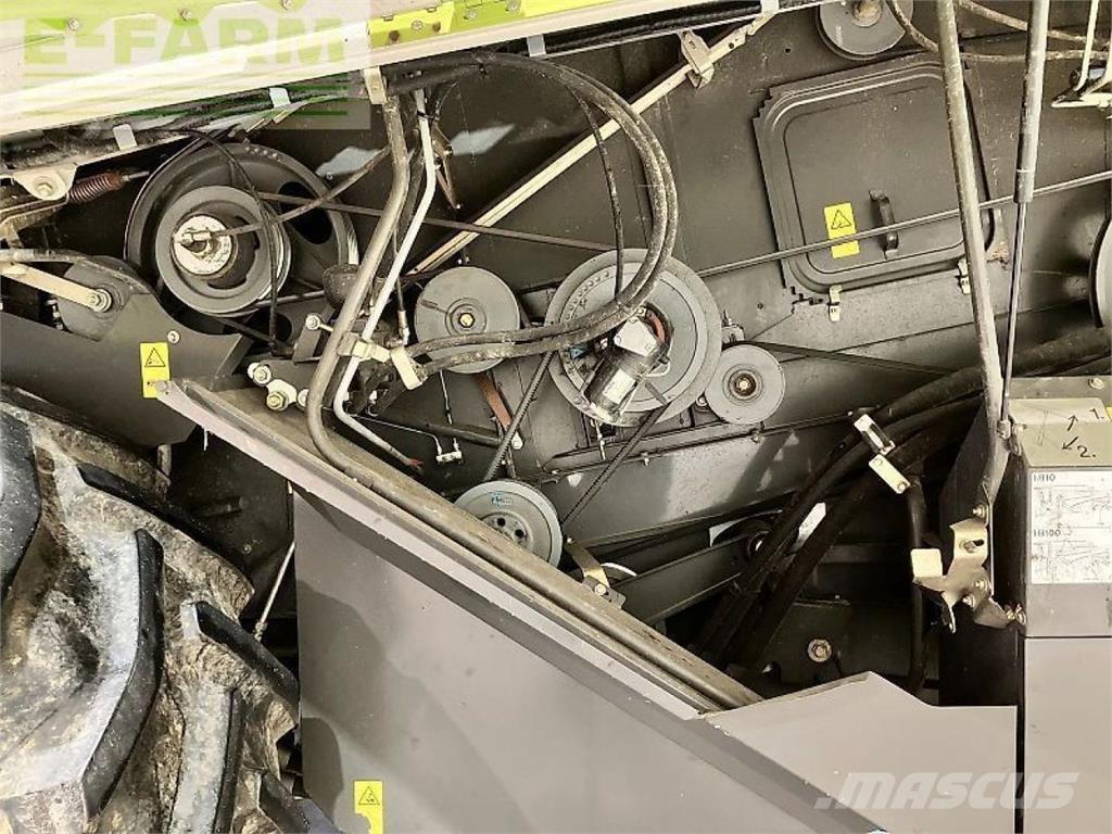 CLAAS tucano 320 Mietitrebbiatrici