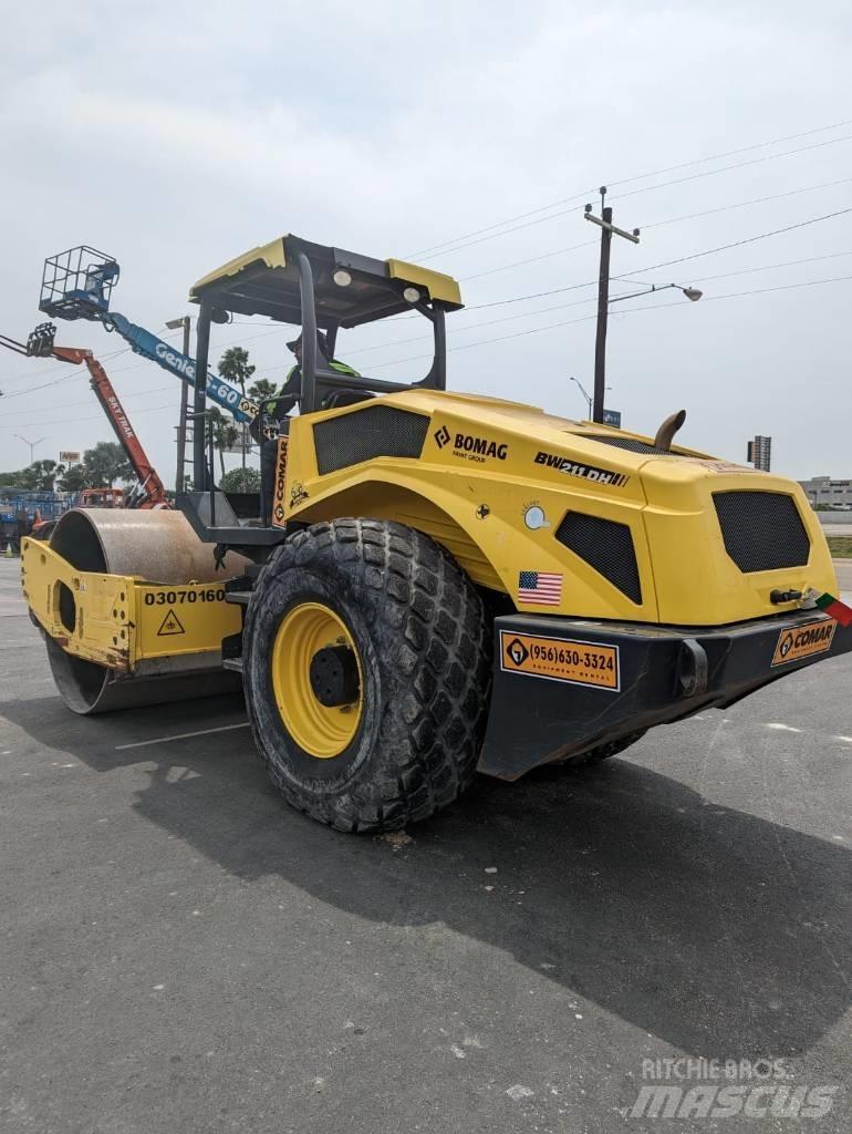 Bomag BW 211 DH-5 Rulli monotamburo