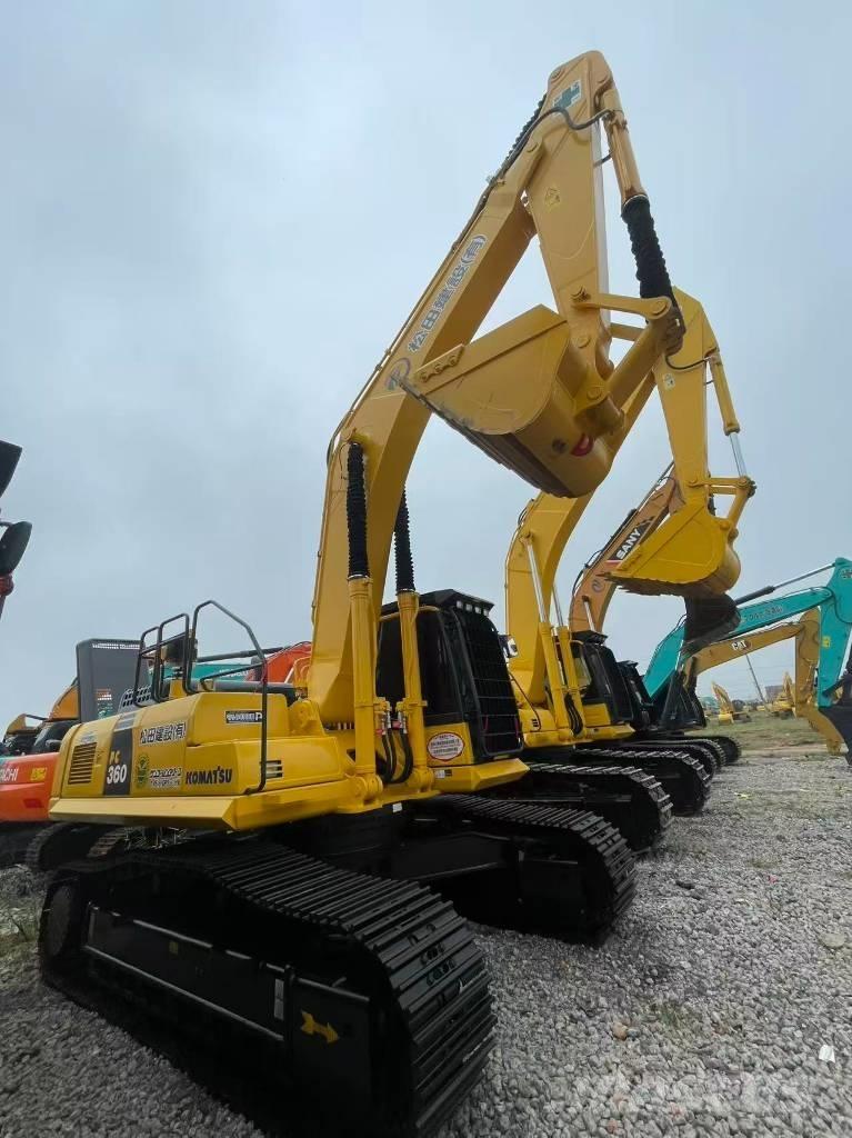 Komatsu 360 Escavatori cingolati