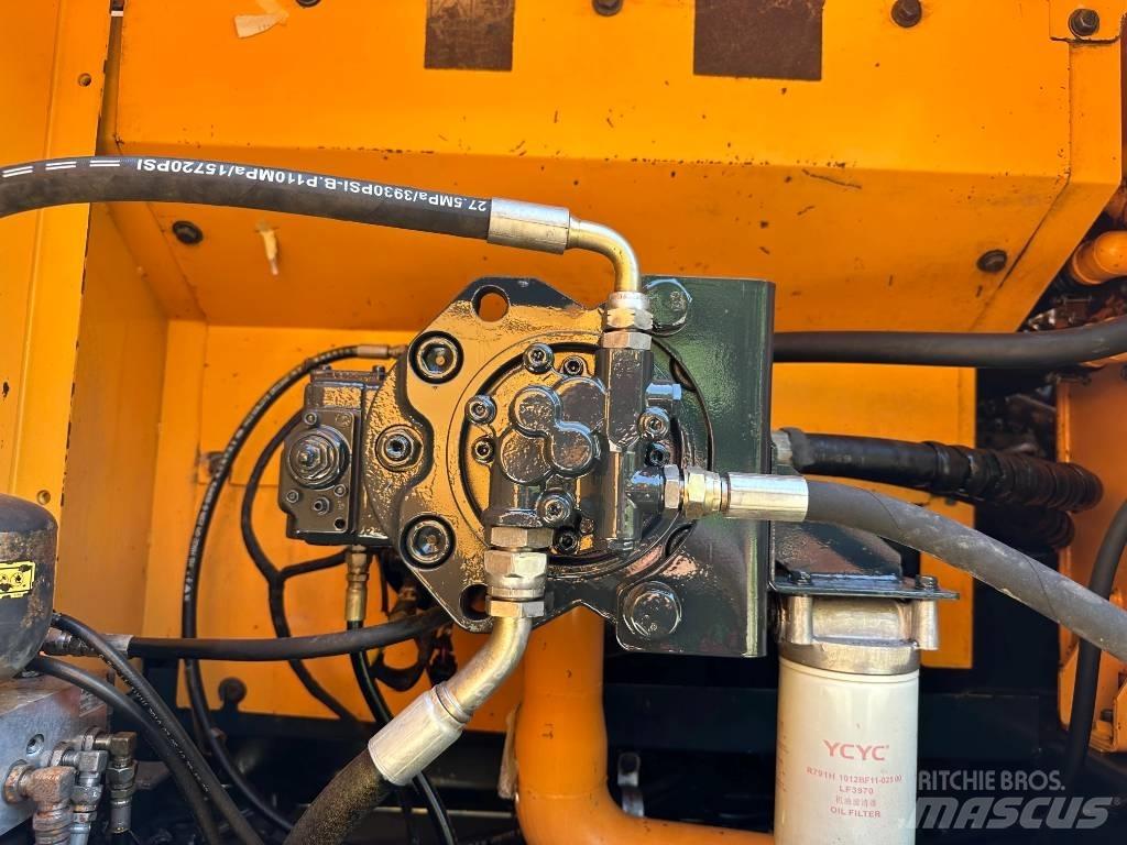 Hyundai R305LC-9s Escavatori cingolati