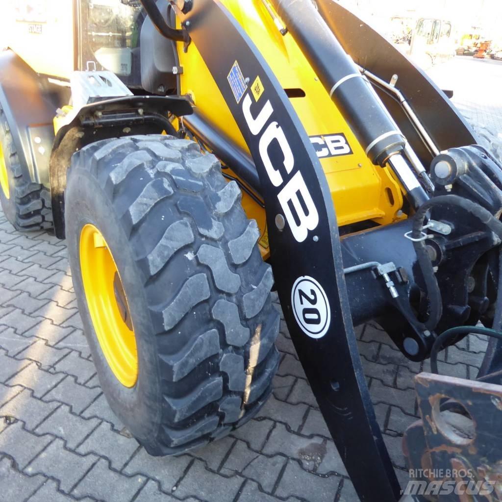 JCB 409 SV Pale gommate