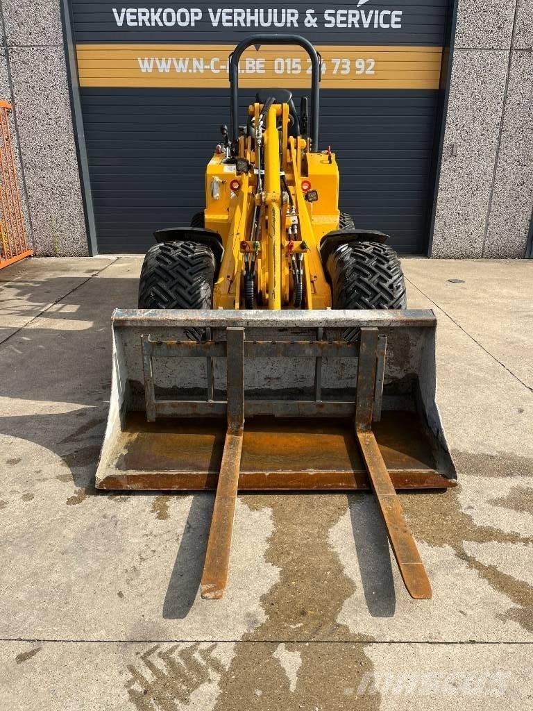Knikmops KM 250 Pale gommate