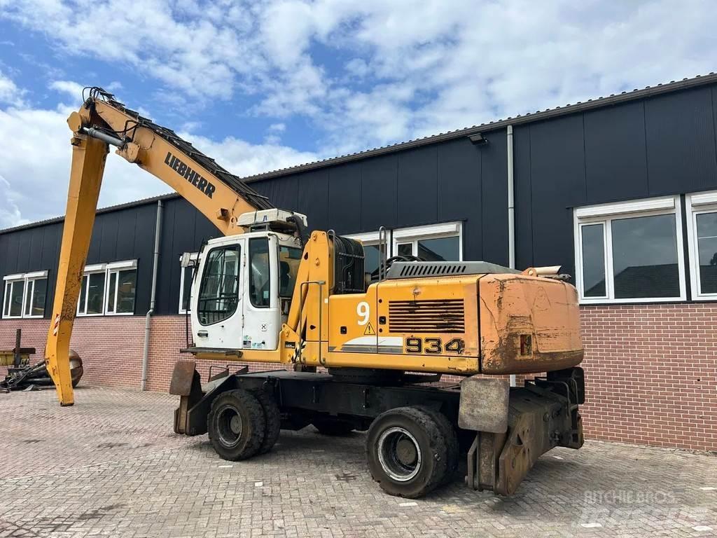 Liebherr A934C Movimentazione rifiuti
