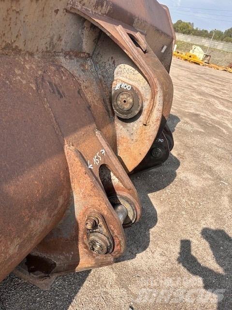 Volvo L 220 E BUCKET Benne