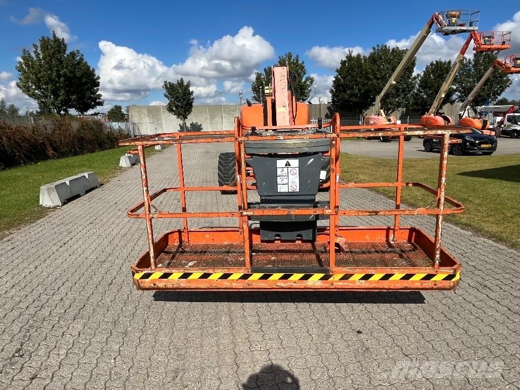 JLG 800 AJ Piattaforme a braccio articolato