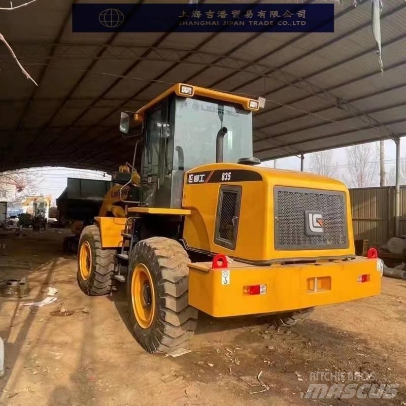 LiuGong CLG 835 Pale gommate