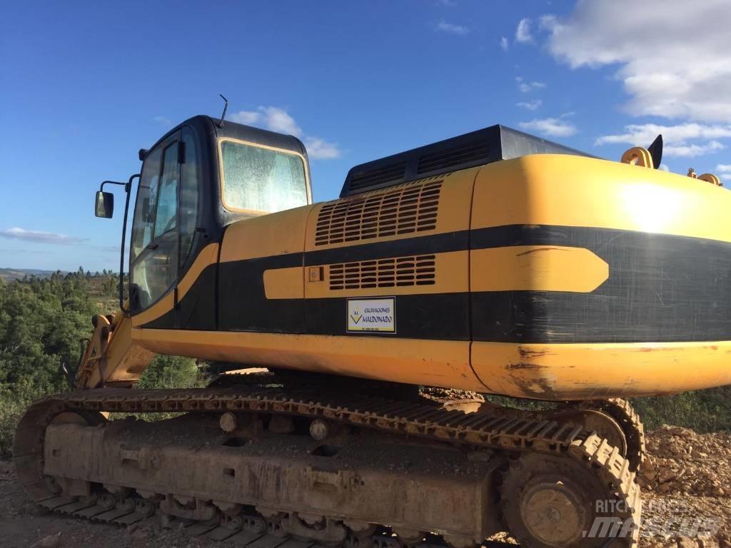JCB JS 330 Escavatori cingolati