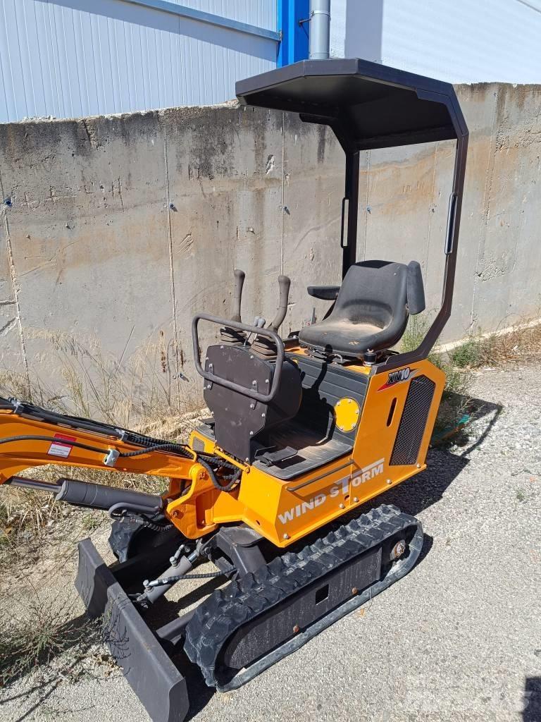 Rhinoceros XN10 Miniescavatori