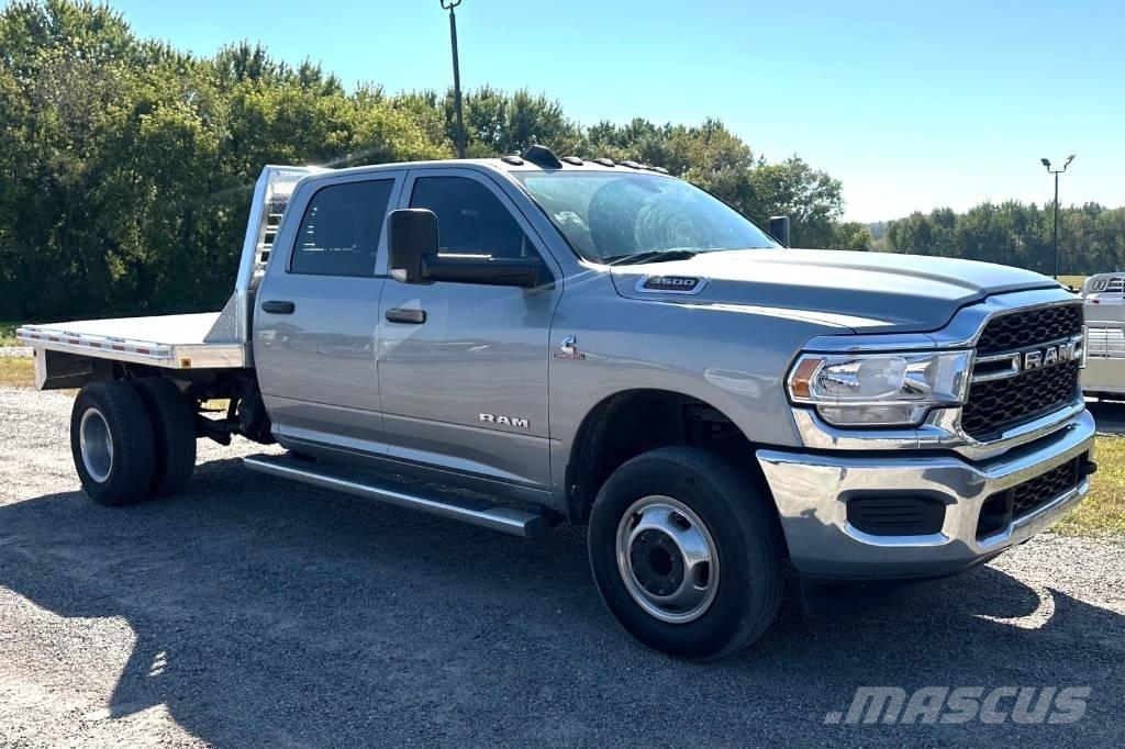 RAM 3500 TRADESMAN Camion con sponde ribaltabili