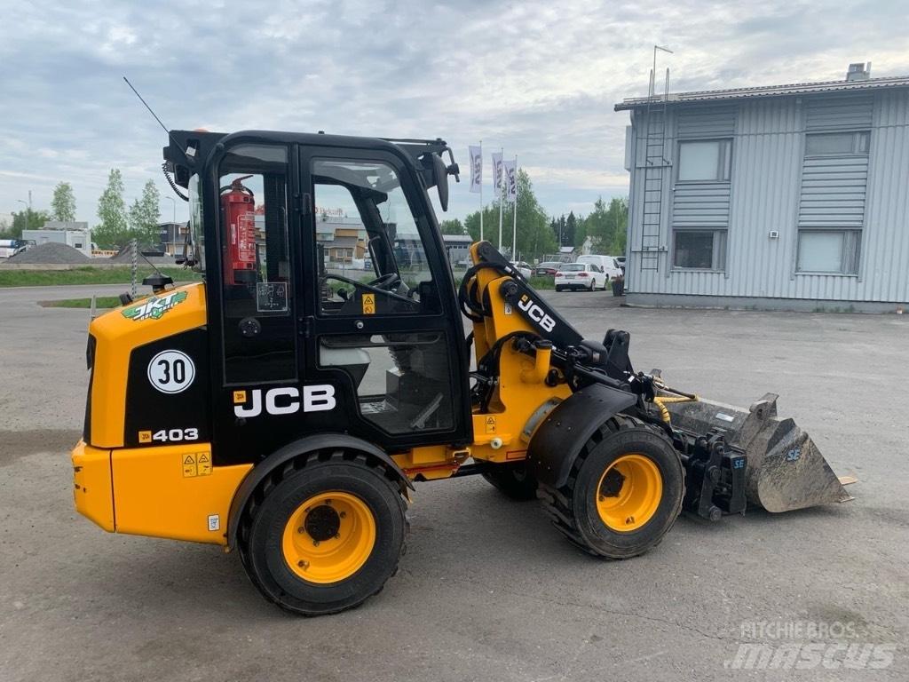 JCB 403 Pale gommate