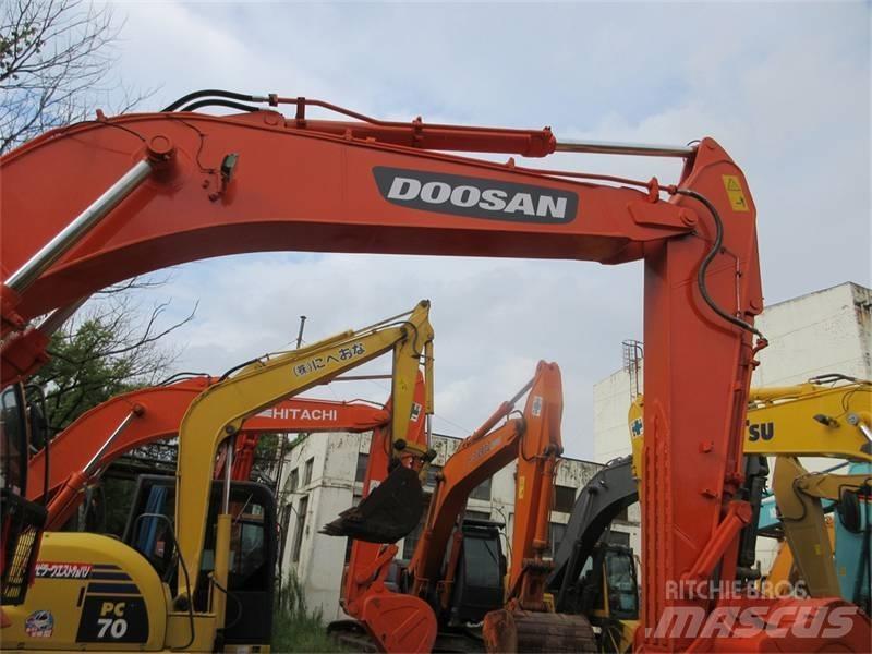 Doosan DX 300 LC Escavatori cingolati