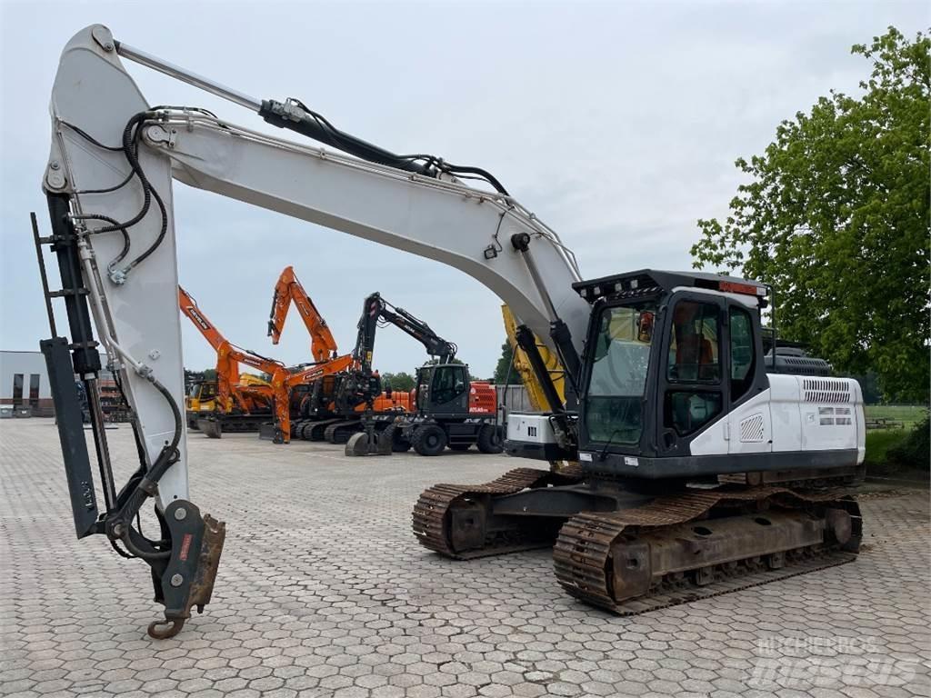 Doosan DX225LC-5 Escavatori cingolati
