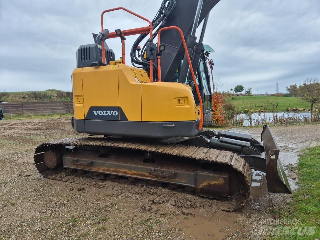 Volvo ECR235EL Escavatori cingolati