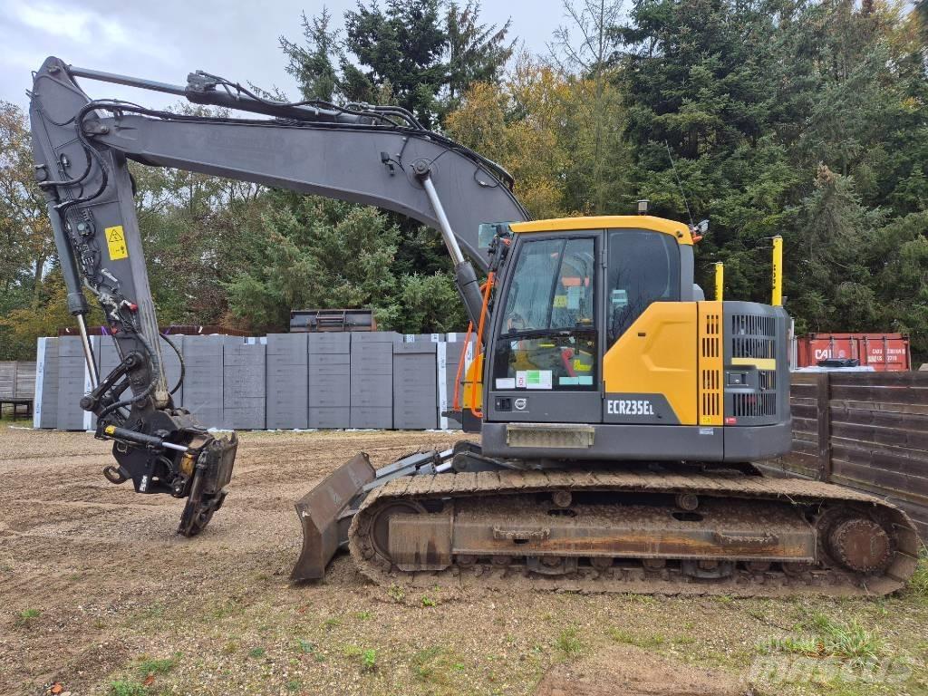 Volvo ECR235EL Escavatori cingolati