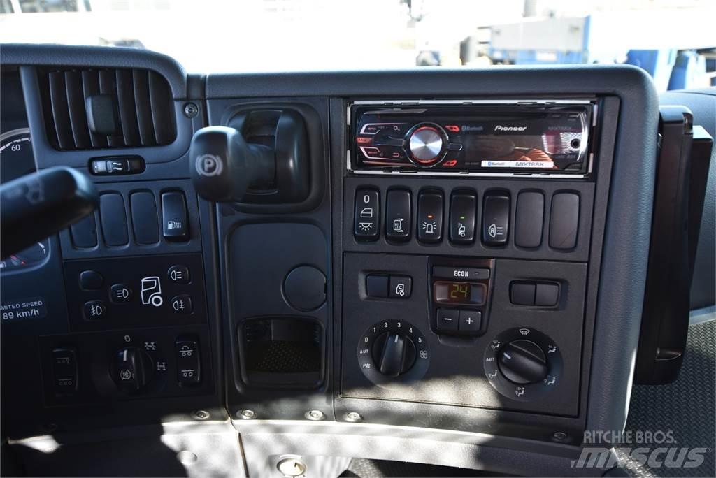 Scania G440 8X4 Autogru