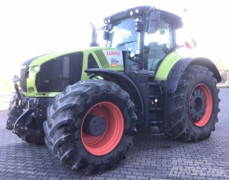 CLAAS AXION 960 Trattori