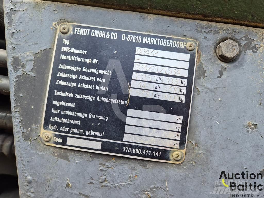 Fendt Favorit 824 Trattori