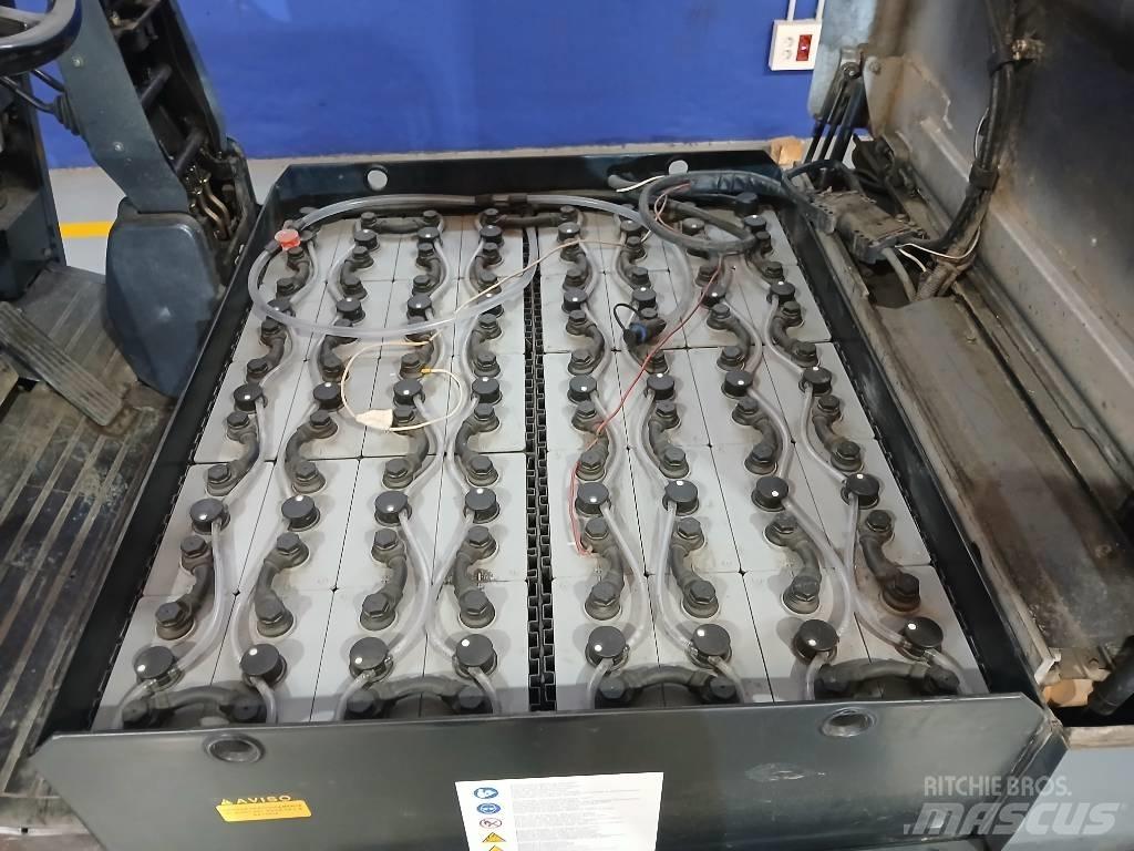 Nissan GQ02 L 30 CU Carrelli elevatori elettrici