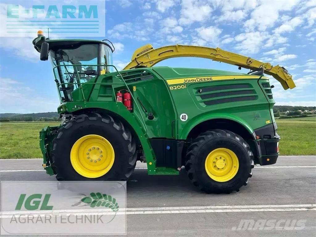 John Deere 8200 i Trince semoventi