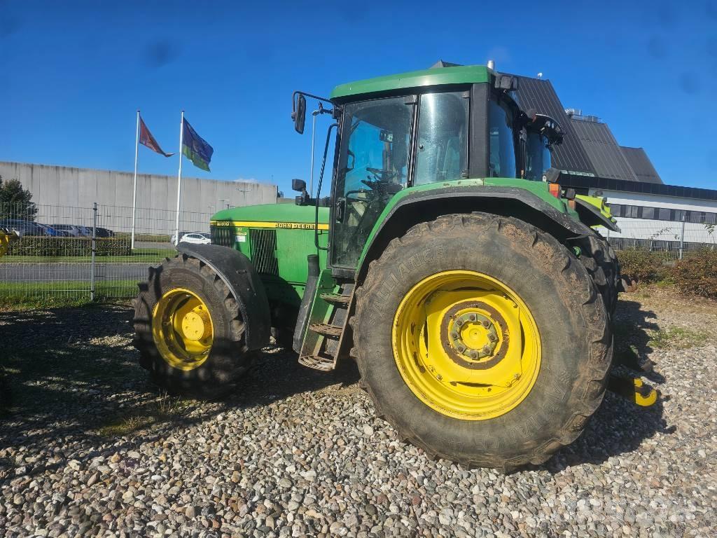 John Deere 6910 Trattori