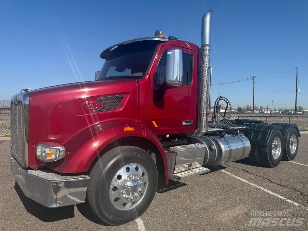 Peterbilt 567 Motrici e Trattori Stradali