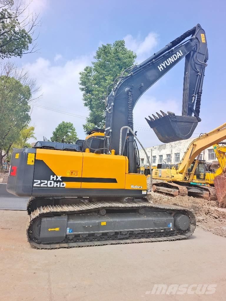 Hyundai 220LC-9T Escavatori cingolati