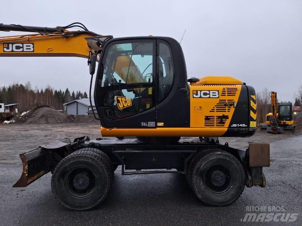 JCB JS 145 W Escavatori gommati