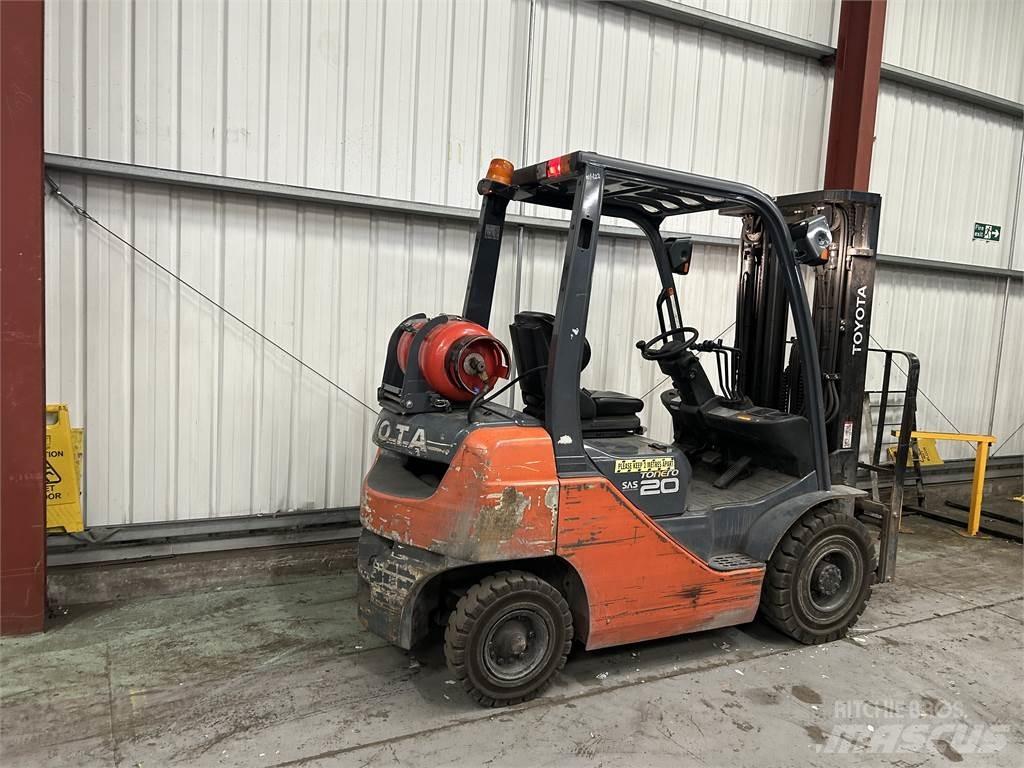 Toyota 02-8FGF20 Carrelli elevatori GPL