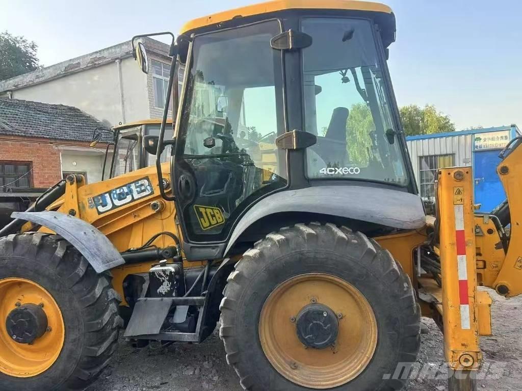 JCB 4CX Terne