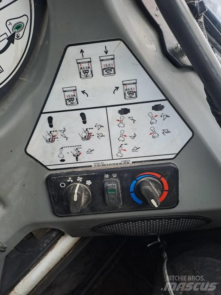 Bobcat S 450 Mini Pale Gommate