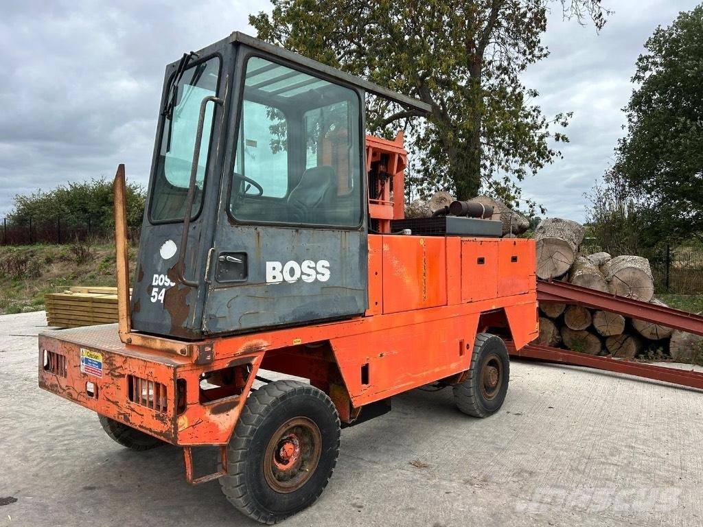 Boss 546 Carico laterale