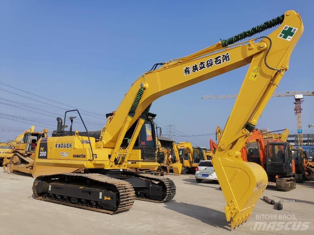 Komatsu PC 200-8N1 Escavatori cingolati