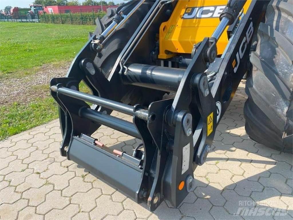 JCB 427 AGRI Pale gommate