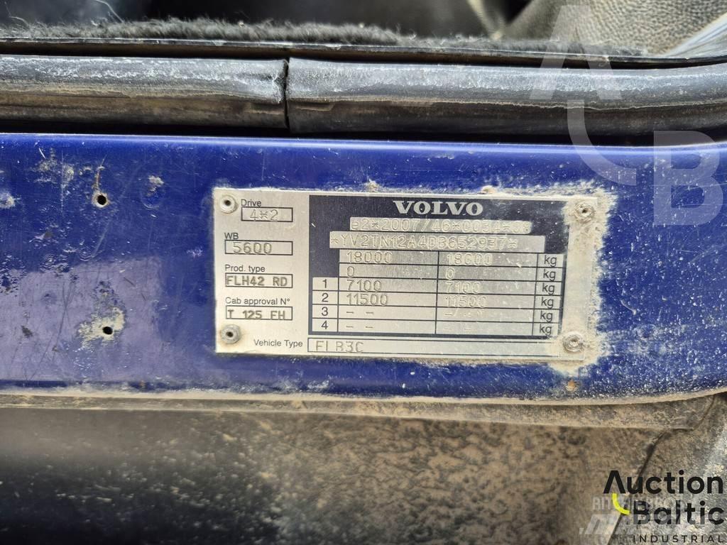 Volvo FL240 Camion cassonati