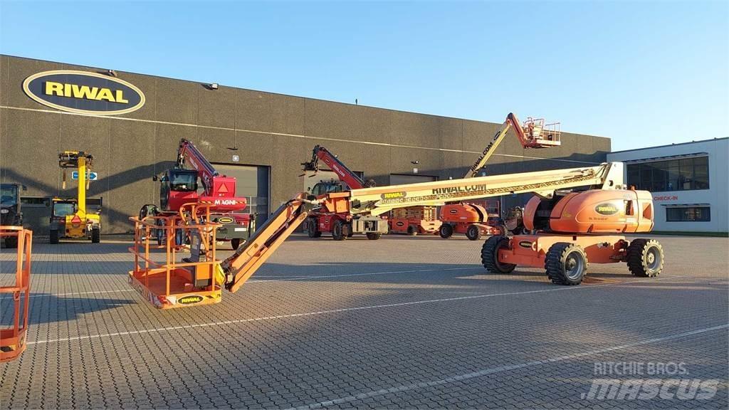 JLG 860SJ Piattaforme a braccio telescopico