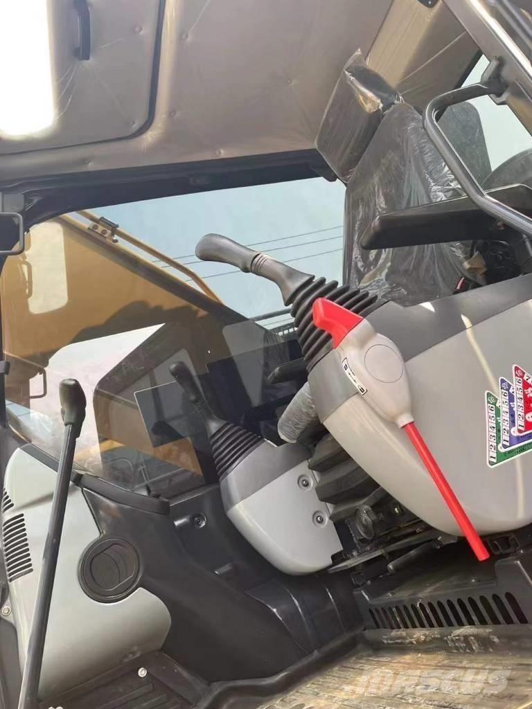 Komatsu PC 200 8N Escavatori cingolati