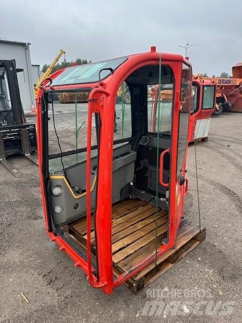 Volvo ECR 88 D Cabine e interni